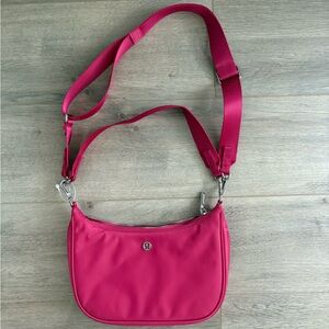 Lululemon City Essentials Purse